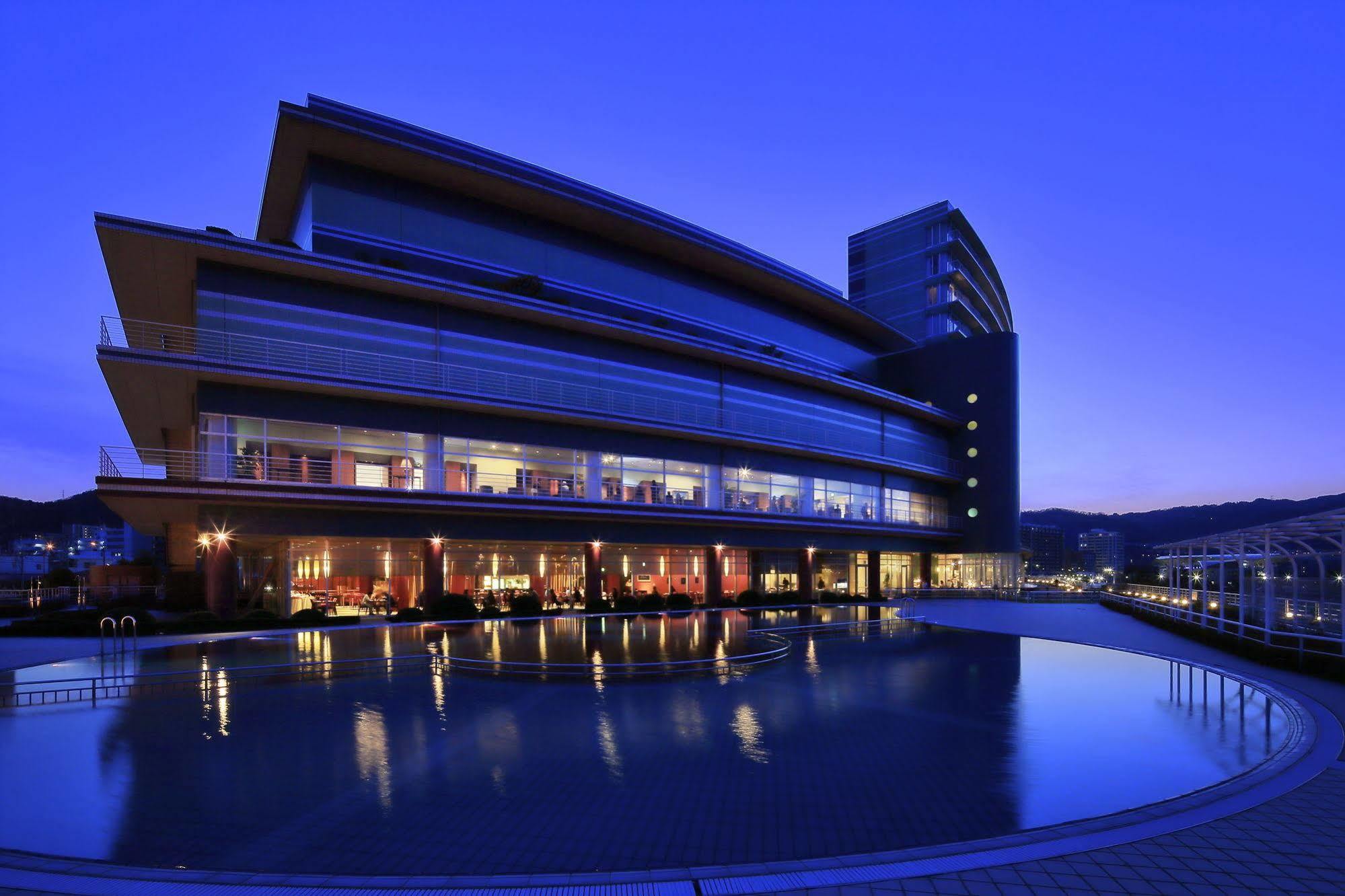 Biwako Hotel Ōtsu Exteriör bild